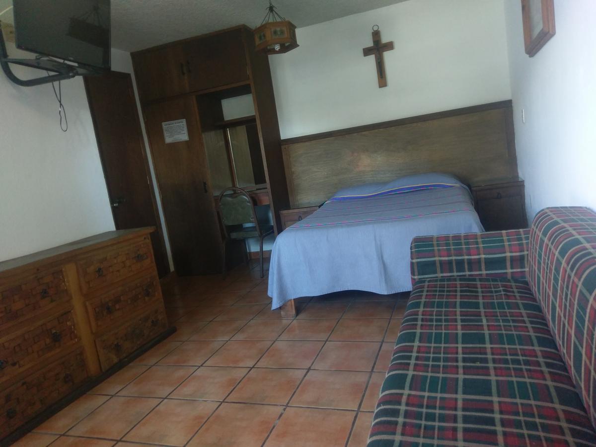 Hotel Las Casitas Uruapan  Esterno foto